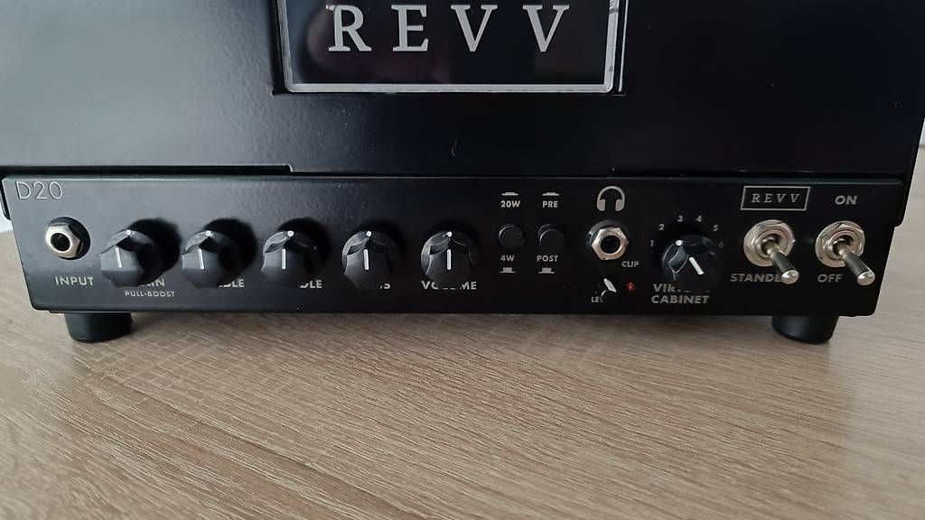 Amplificatori: Revv D20 Amp Head – Usato da Wald ZH venduto da mike33 1