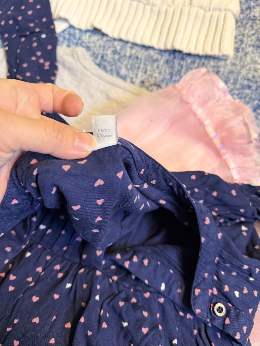 Lotti & Set di vestiti: Paket Mädchen Kleider 116 – Usato da Amlikon-Bissegg venduto da Flowers_Blossom 7