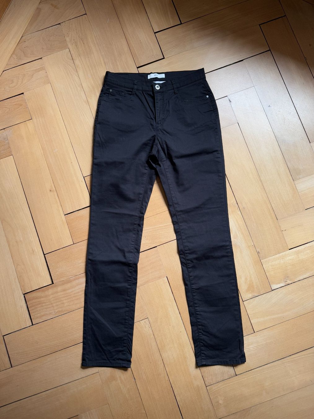 Brax Hosen: BRAX - Hose schwarz 38 – Gebraucht aus Zürich von Diazaio