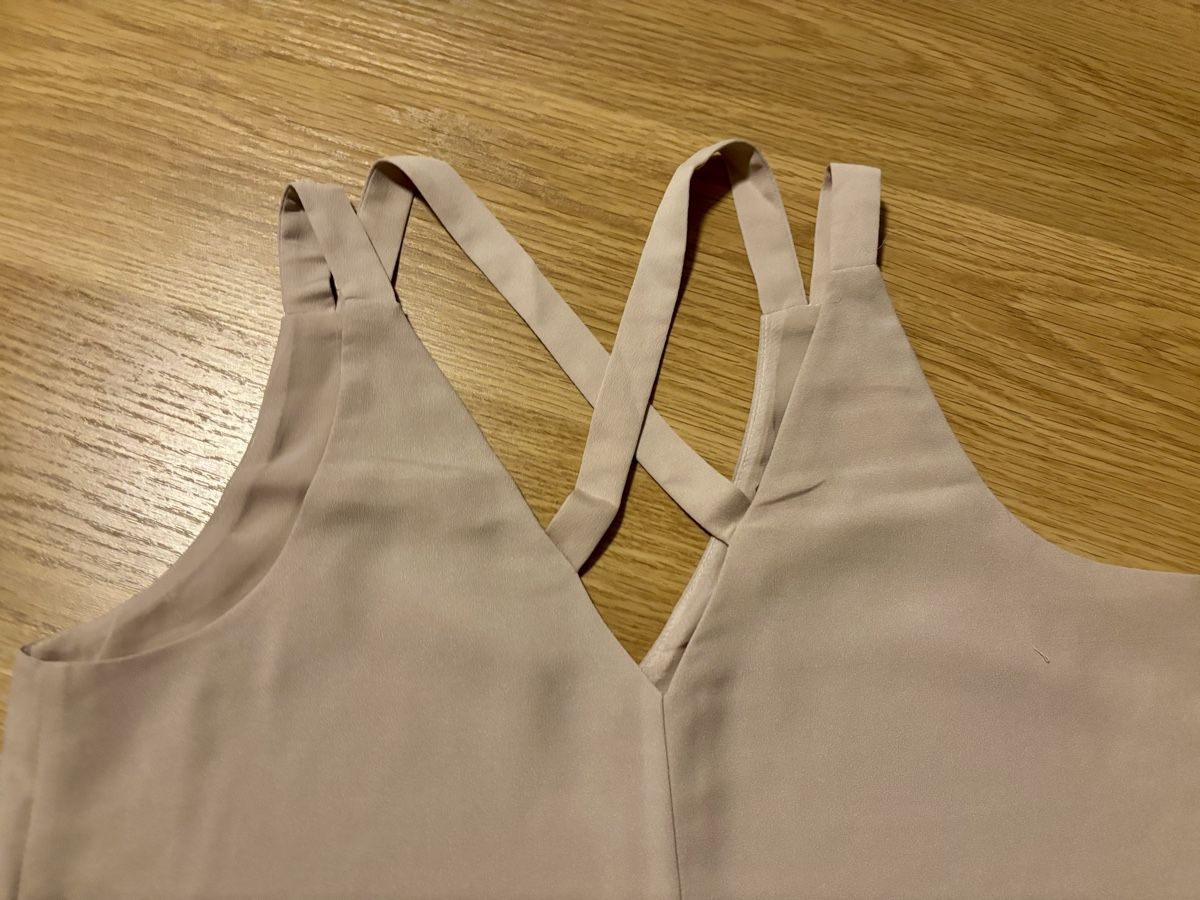 Tops: River Island Satin Top – D'occasion à Baden par Tiffany6878 1