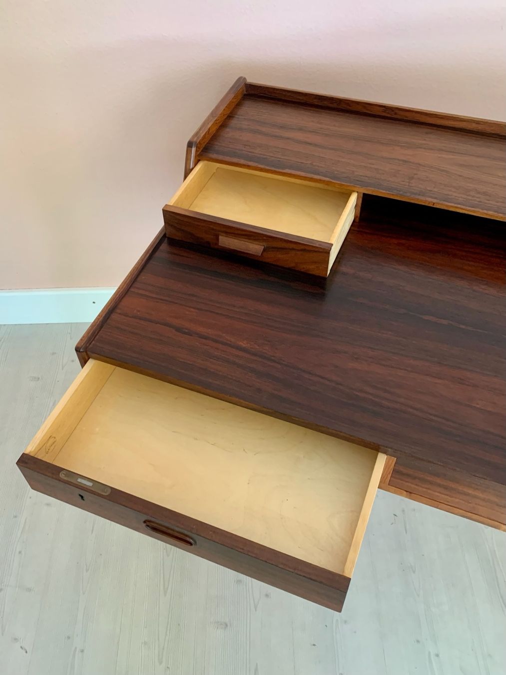 Schreibtische: Palisander SchreibtischTeak Pult  50er – Gebraucht aus Basel von MidMod20C 6