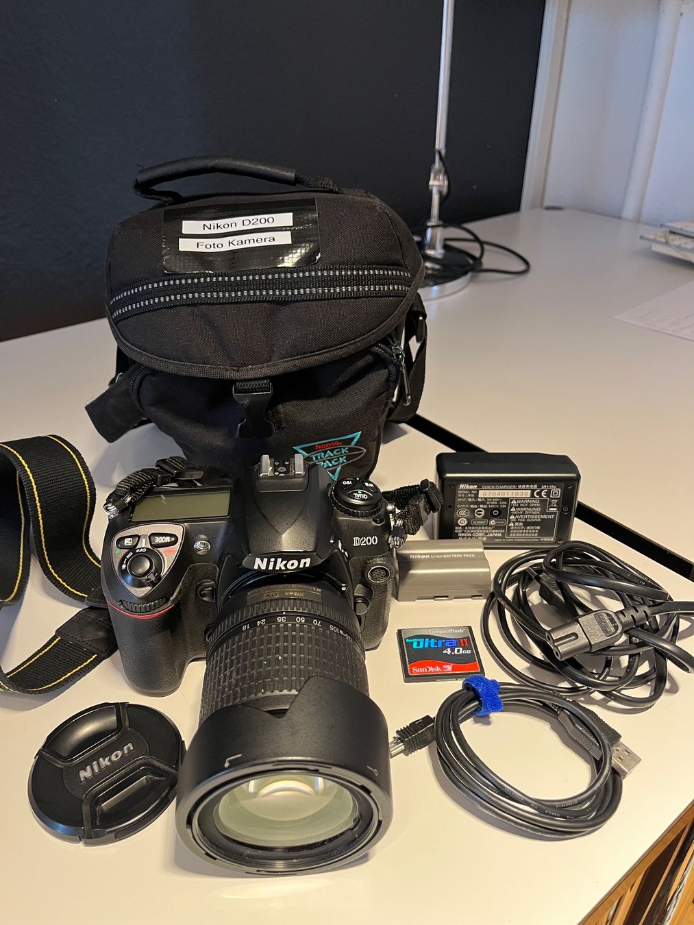 Nikon Fotocamera: Nikon D200 Foto Kamera – Usato da Zürich venduto da mar_q6cv