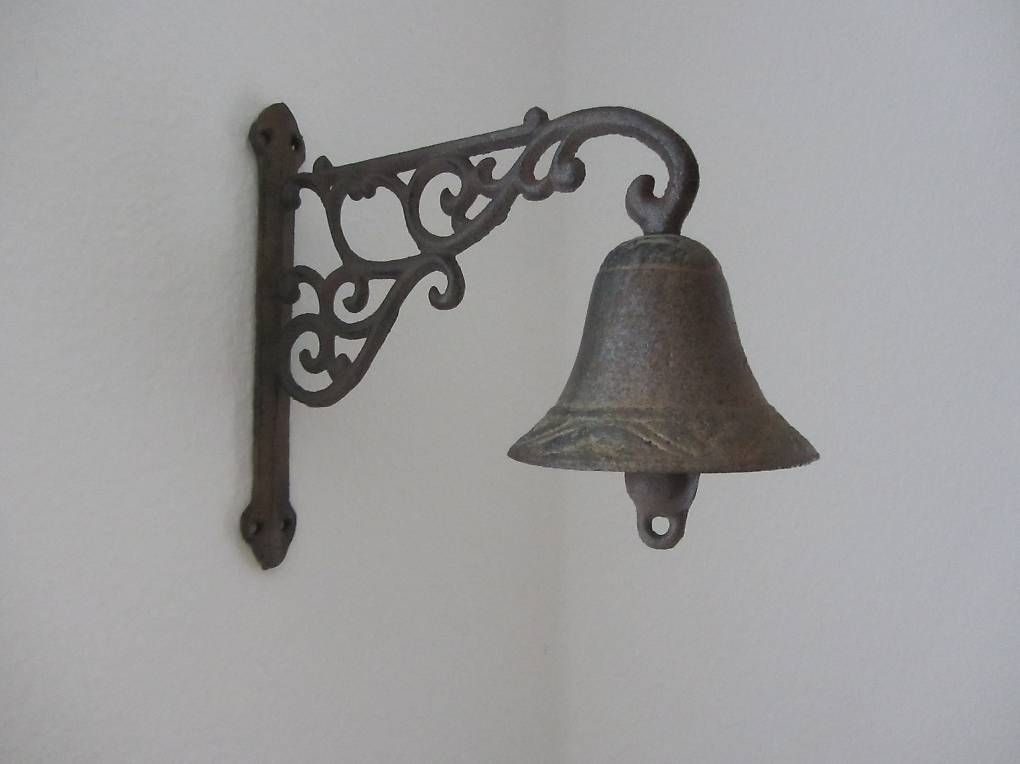 Campanacci mucche: Antike Gusseisen Haus Glocke – Usato da Malters venduto da Hausi88