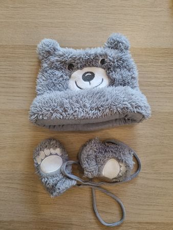 Mütze mit Handschuhe