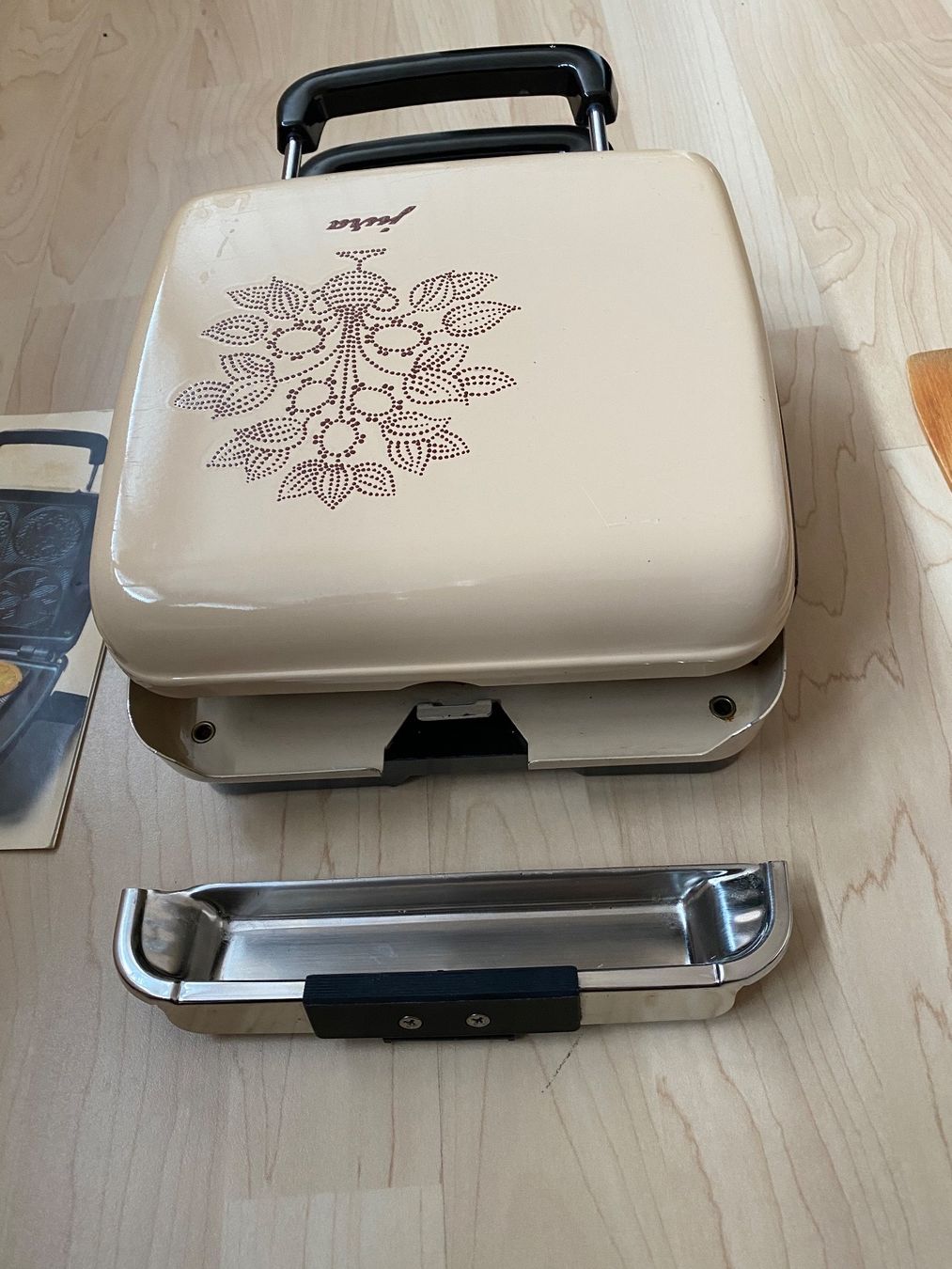 Jura Elettrodomestici da cucina: Jura Brezeleisen Typ 141 – Usato da Luzern venduto da Harikan 2