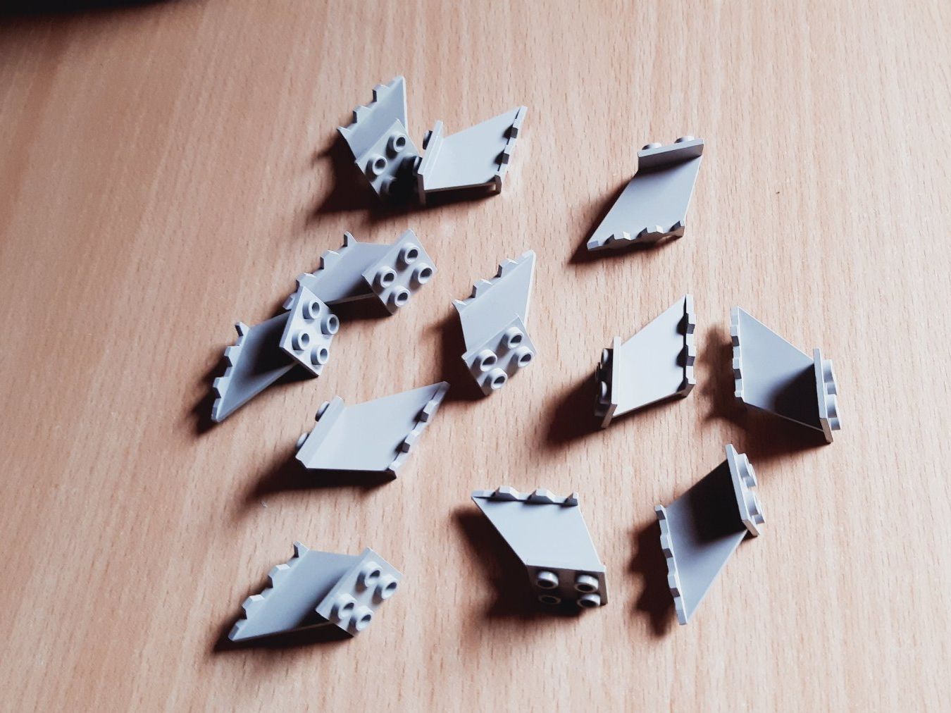 Lego Kit di costruzioni: LEGO Classic Space - Tail 4x2x2 hellgrau - 3479 – Usato da Muhen venduto da Legoholic