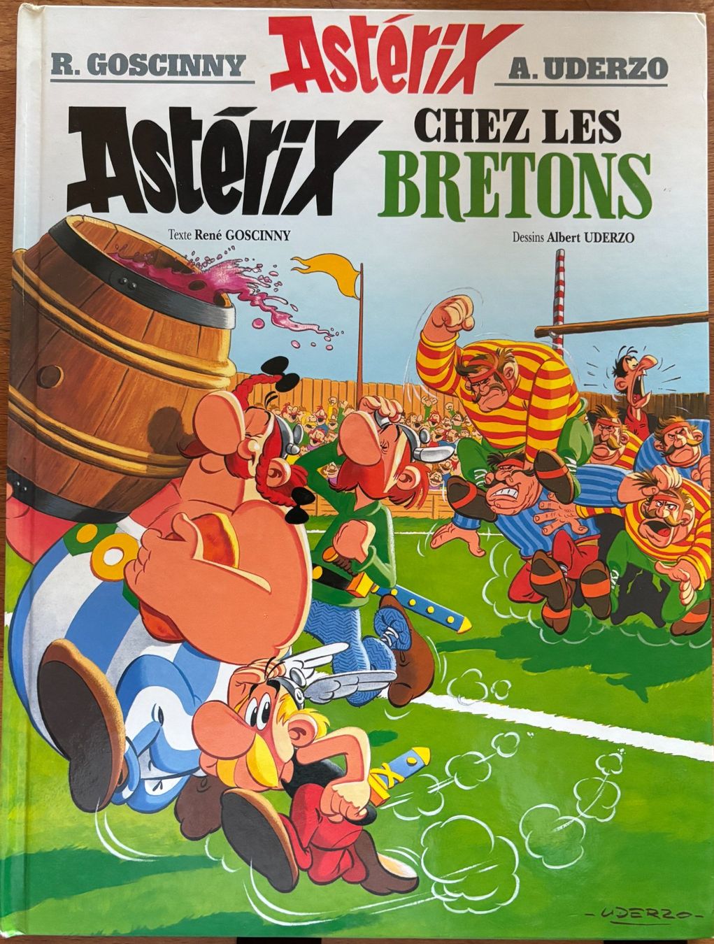 Comics: BD Asterix - 8 - Astérix chez les bretons - français – Gebraucht aus Lamboing von emi_l6xc