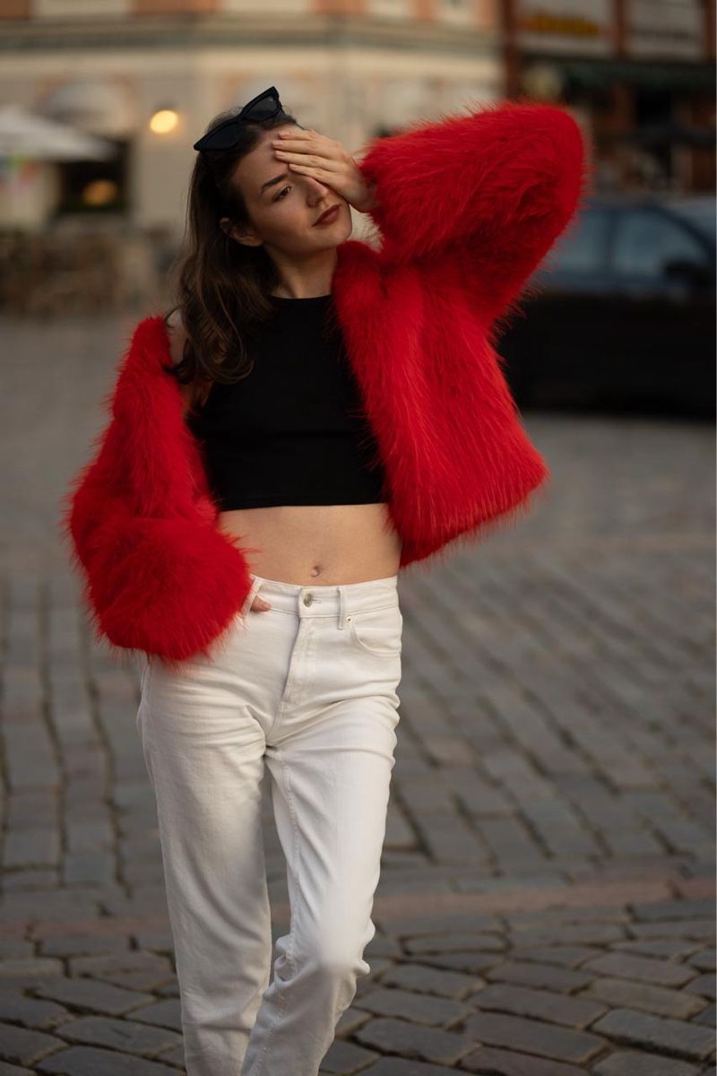 Vestes: Faux Fur Jacket Red size S/M condition new – Neuf (Voir description) à Basel par eka_v28r 7