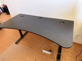 Arozzi Gaming Schreibtisch schwarz (günstig wegen Umzug)