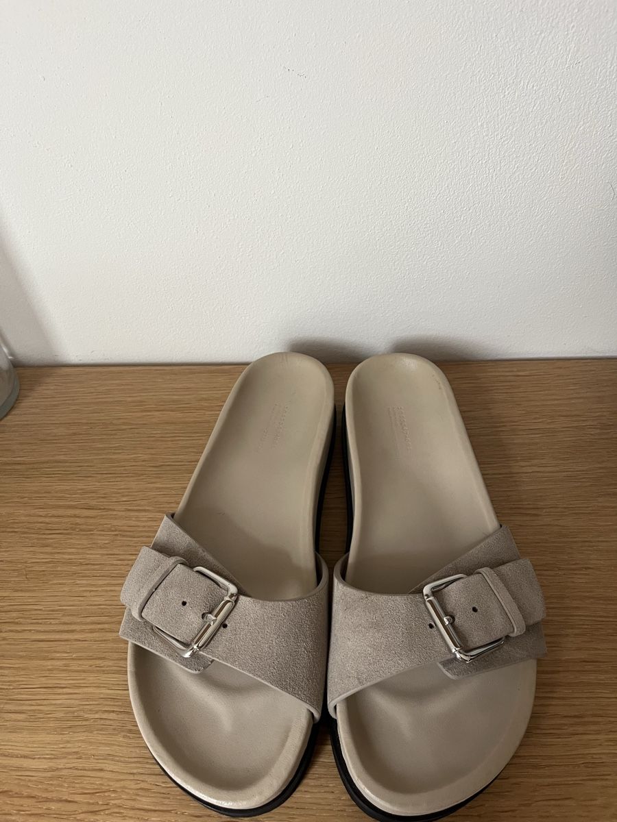 Arket Scarpe da donna: ARKET Pantoletten in Beige, Grösse 39 – Usato da Zürich venduto da MonGusta 3