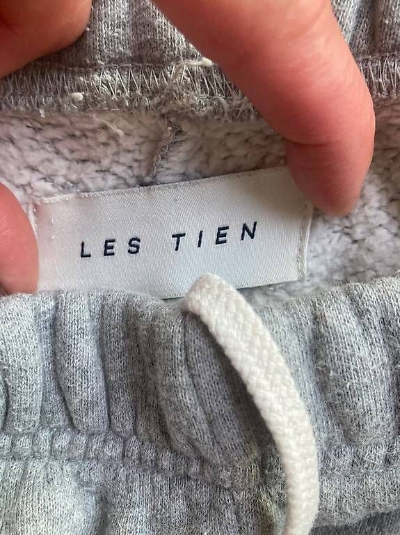 Pantaloni: Les Tiers Jogginghose Grau Grösse XS – Usato da Zürich venduto da rundeshaus1 1
