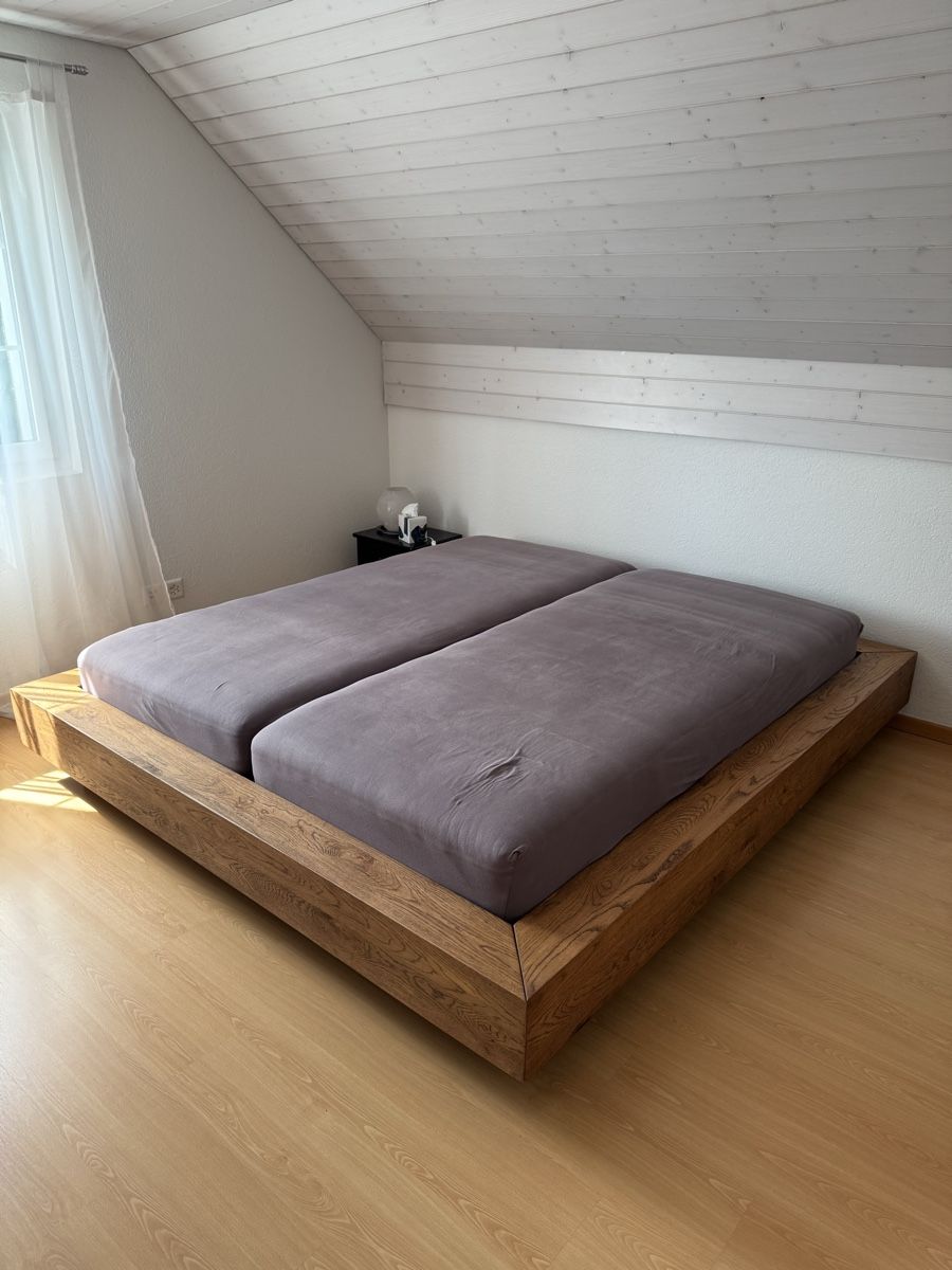 Interio Lits: Holzbett ehemals Interio – D'occasion à Baden par sandykani