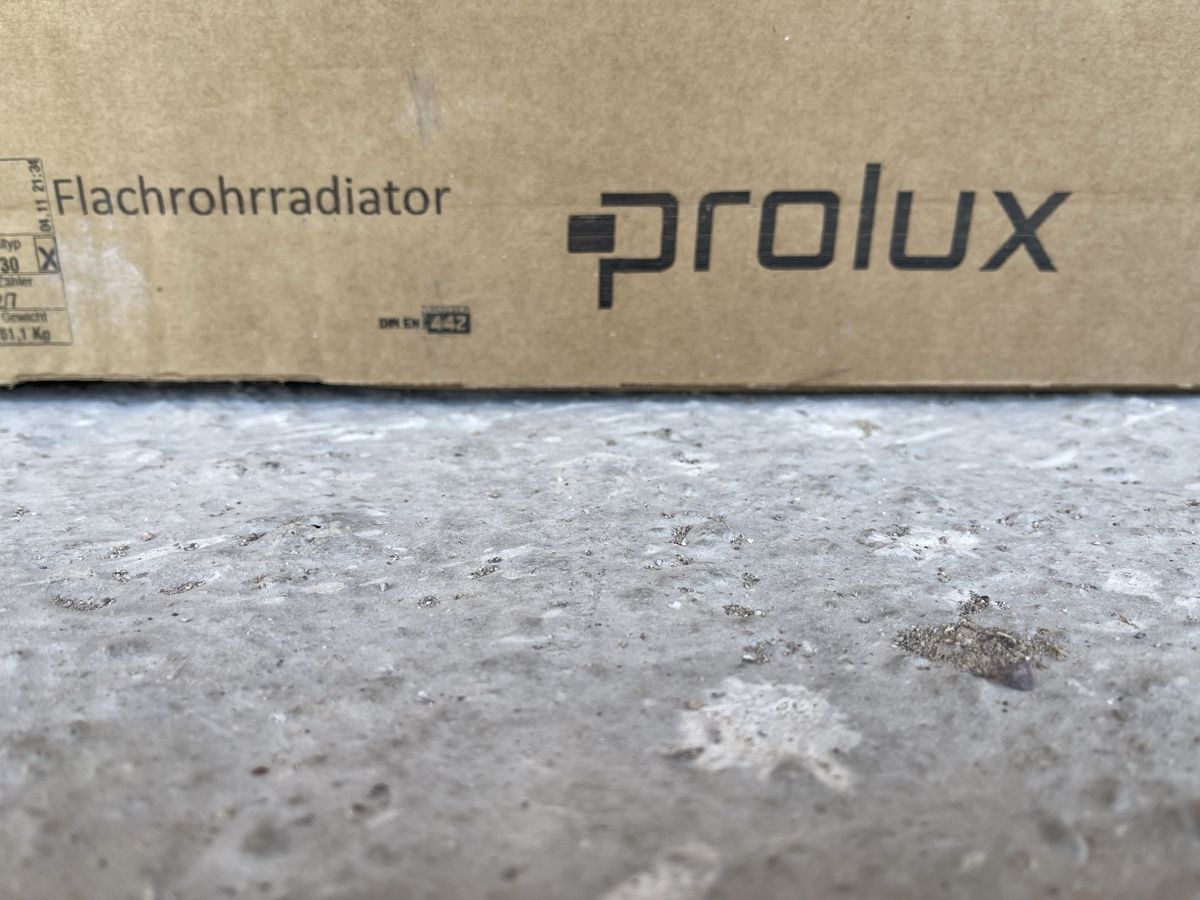 Prolux Radiatori: Prolux Heizkörper – Nuovo e nell'imballaggio originale da Schönenberg an der Thur venduto da Reneisa079 3