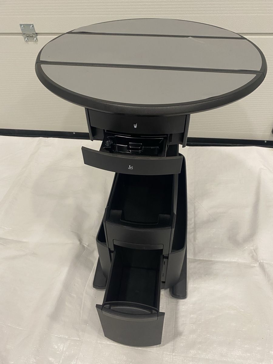 VW Tutti i ricambio: VW T5 Tisch – Usato da Heimberg venduto da Alex5318 1
