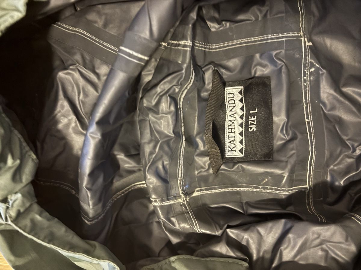 Giacche: Kathmandu Rain Shell Jacket – Usato da Riedikon venduto da cra_kym5 2