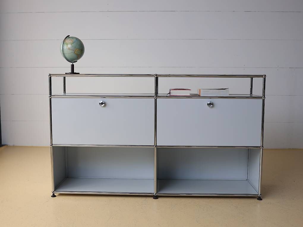 USM Scaffali: USM Haller Sideboard 2x2 in Lichtgrau – Usato da Meinisberg venduto da atelier_TILIJA 4