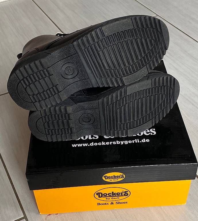 Scarpe per ragazzi: Dockers Schuhe 33 neu – Usato da Fehren venduto da Flugzeug1177 2