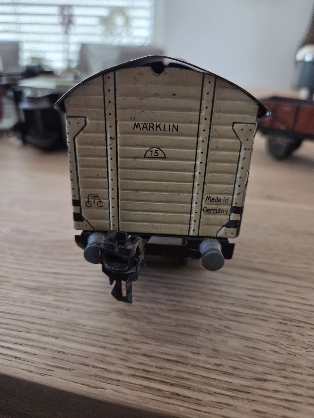 Märklin Modellini di ferrovie: Märklin Güterwagen Gambrinus Blechmodell – Usato da Berikon venduto da TopLok1 5