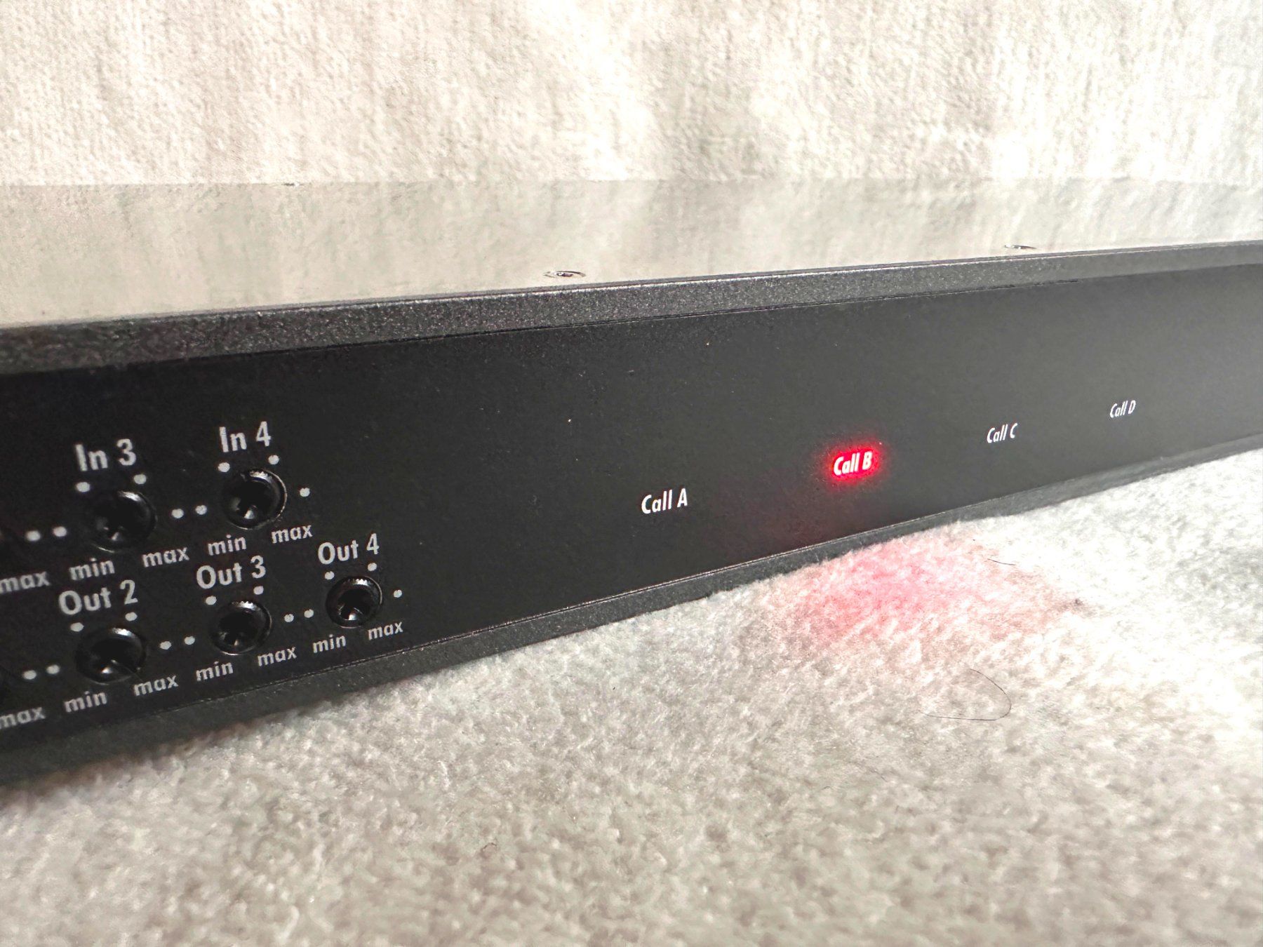 Mischpulte: Riedel IF-2104 4ch 2/4-wire interface partyline intercom no2 – Gebraucht aus Zürich von Malco0 3