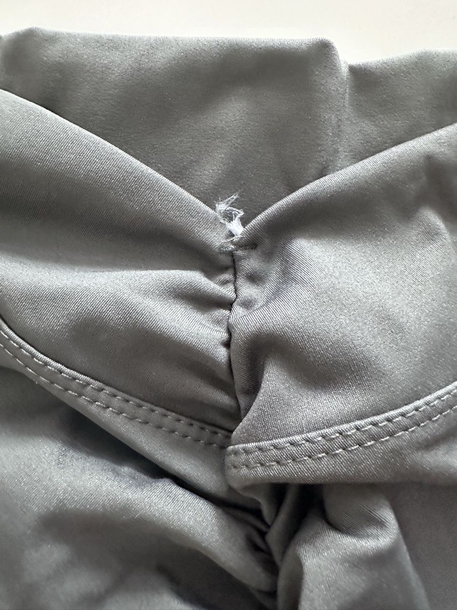 Shein Leggings: Graue Leggins🩶 – Gebraucht aus Winterthur von nik_pr58 4
