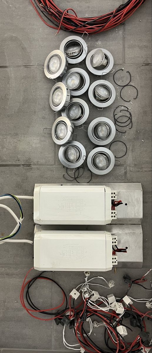 Lampadari & plafoniere: 11 Stück Einbauspot mit LED Spot – Usato da Niederhelfenschwil venduto da Markus.Kleger 2