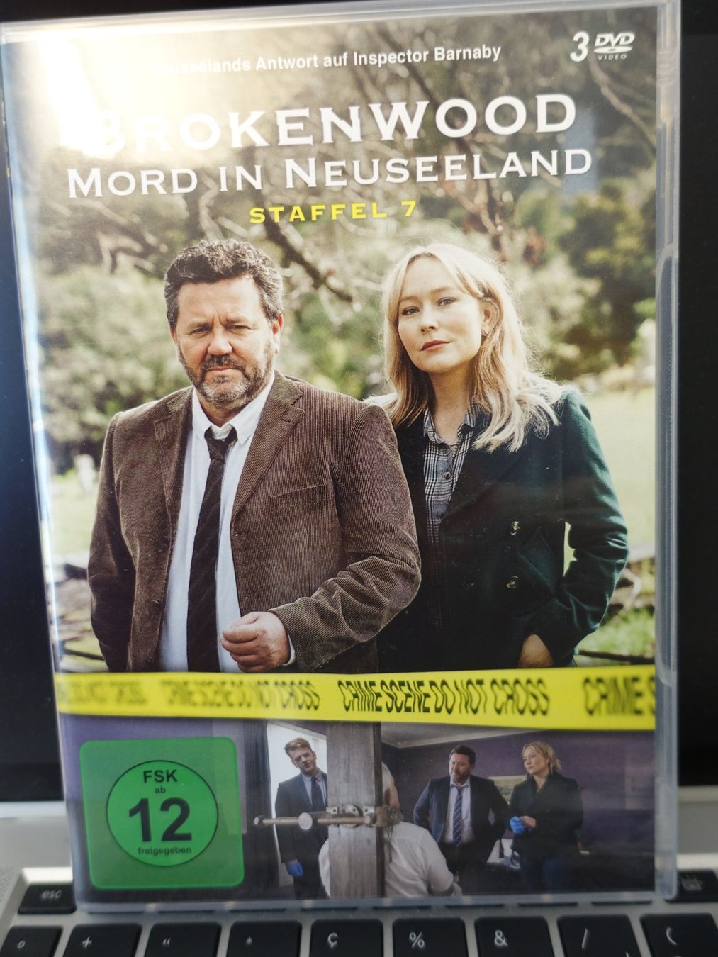 Alle DVDs: DVDs Brokenwood Staffeln 6-8 – Gebraucht aus Dübendorf von namibnaukluft 1