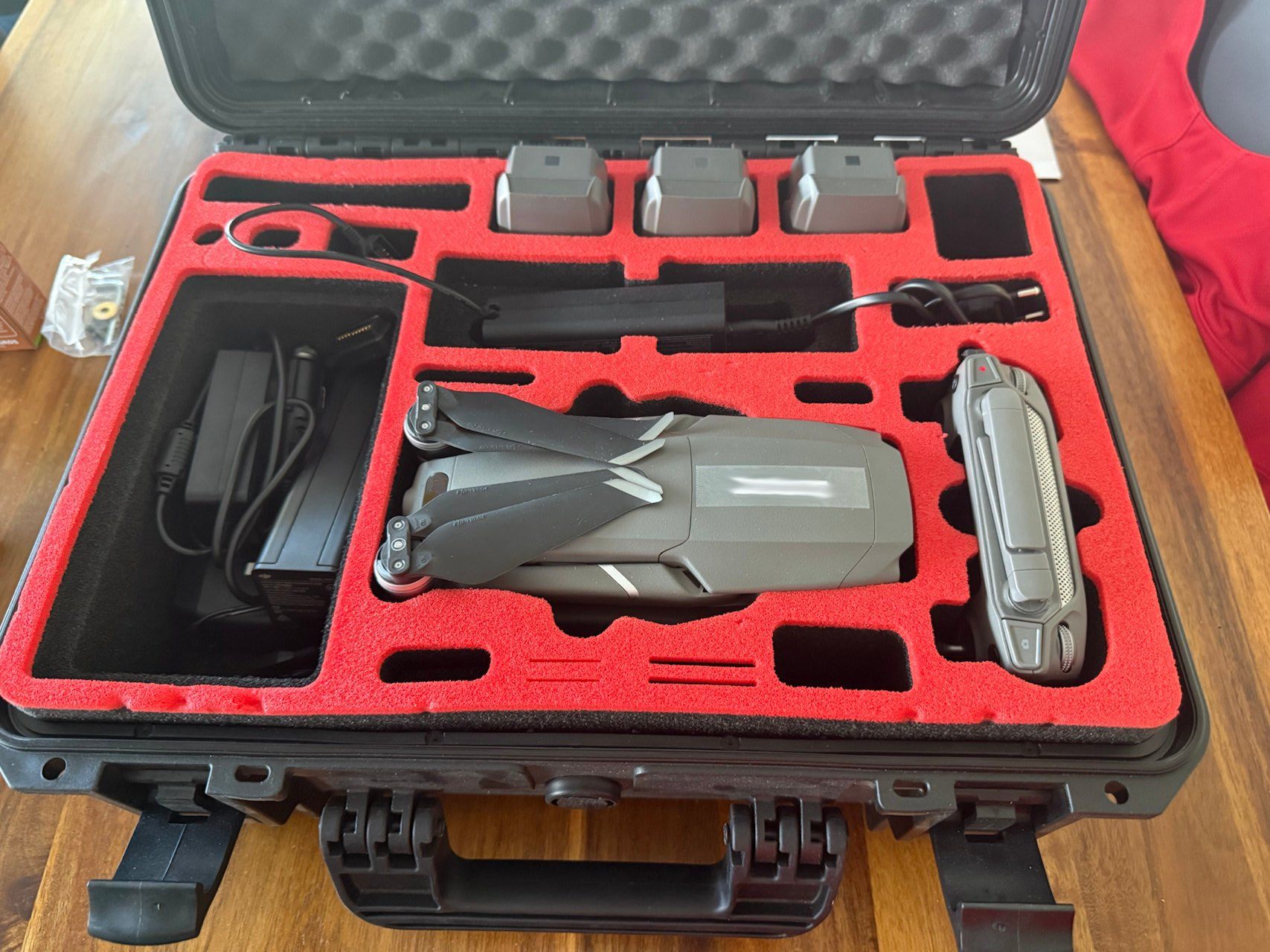 DJI RC Modellbau: DJI Mavic 2 Pro - Fly More Combo - exkl. Hardcase – Gebraucht aus Rapperswil SG von movingpictures 1