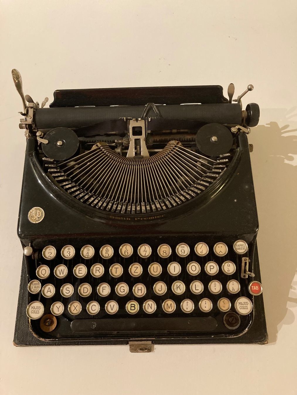 Macchine da scrivere: Antike Schreibmaschine Smith Premier – Usato da Zürich venduto da jmg_8005