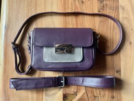Schicke Vintage-Crossbody-Leder-Tasche in Dunkellila