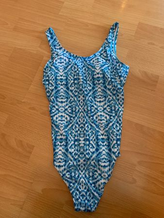 Joli maillot de bain taille xs ou 34