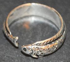 Ring L-8947 – Fisch Forelle verstellbar Zinklegierung