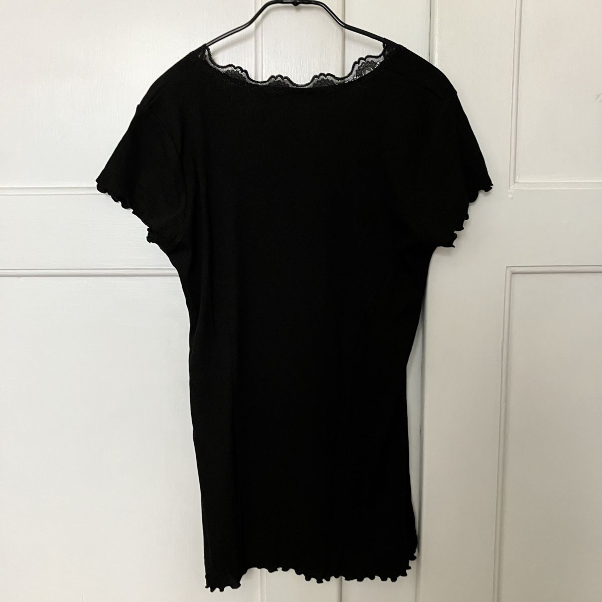 T-shirt: T-Shirt – Nuovo (secondo la descrizione) da Bern venduto da anjesdeberne 1