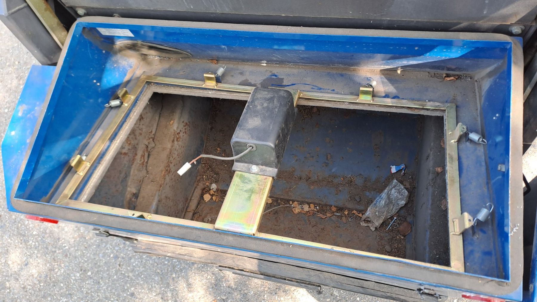 Tutte le macchine: Wischmaschine, Hydrostat, Pulimat – Difettoso da Oberrohrdorf venduto da Steffzg 8