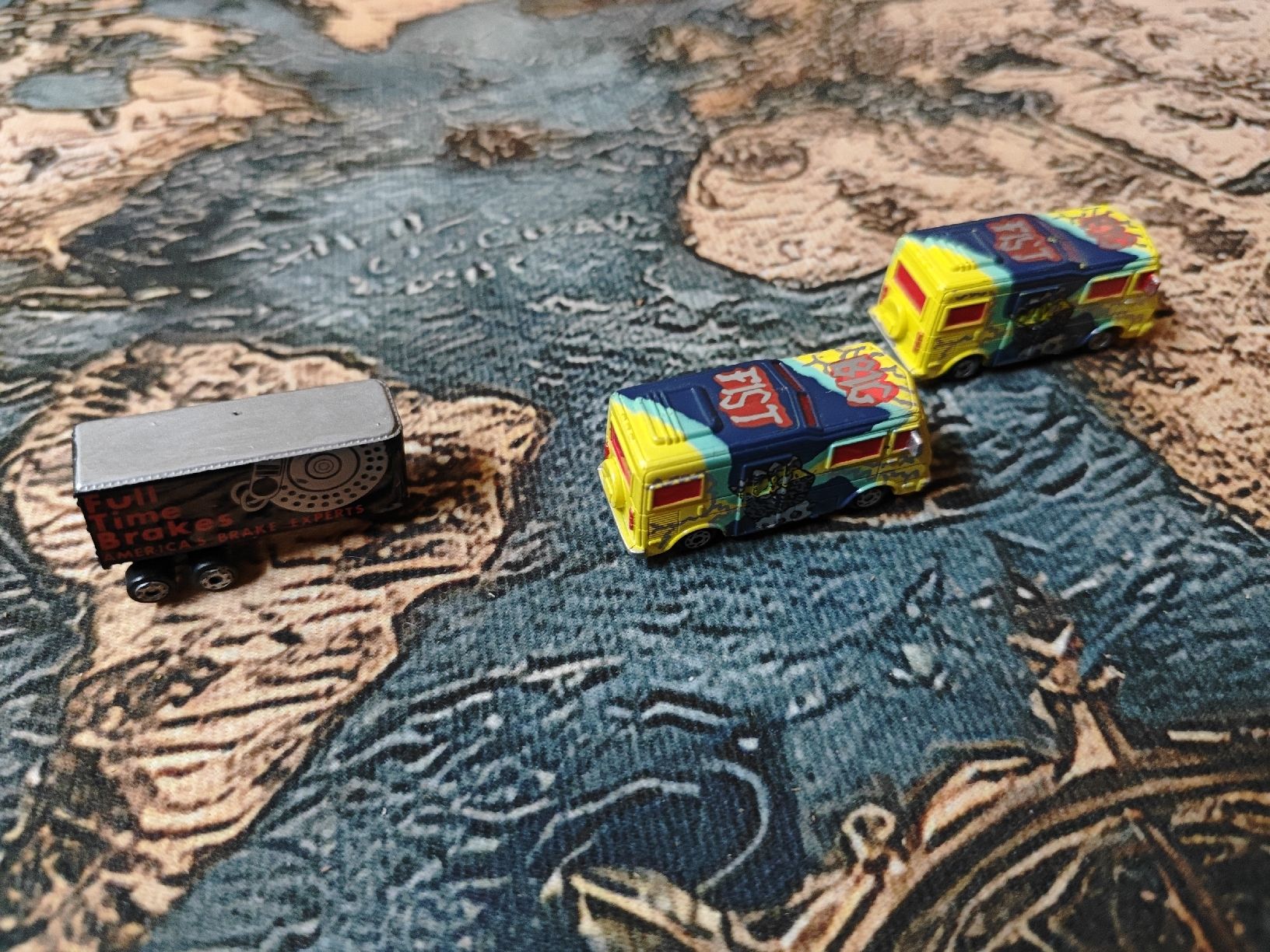 Micro Machines Spielzeuge: Micro Machines RV und Semi Trailer – Gebraucht aus Wittenbach von stefange