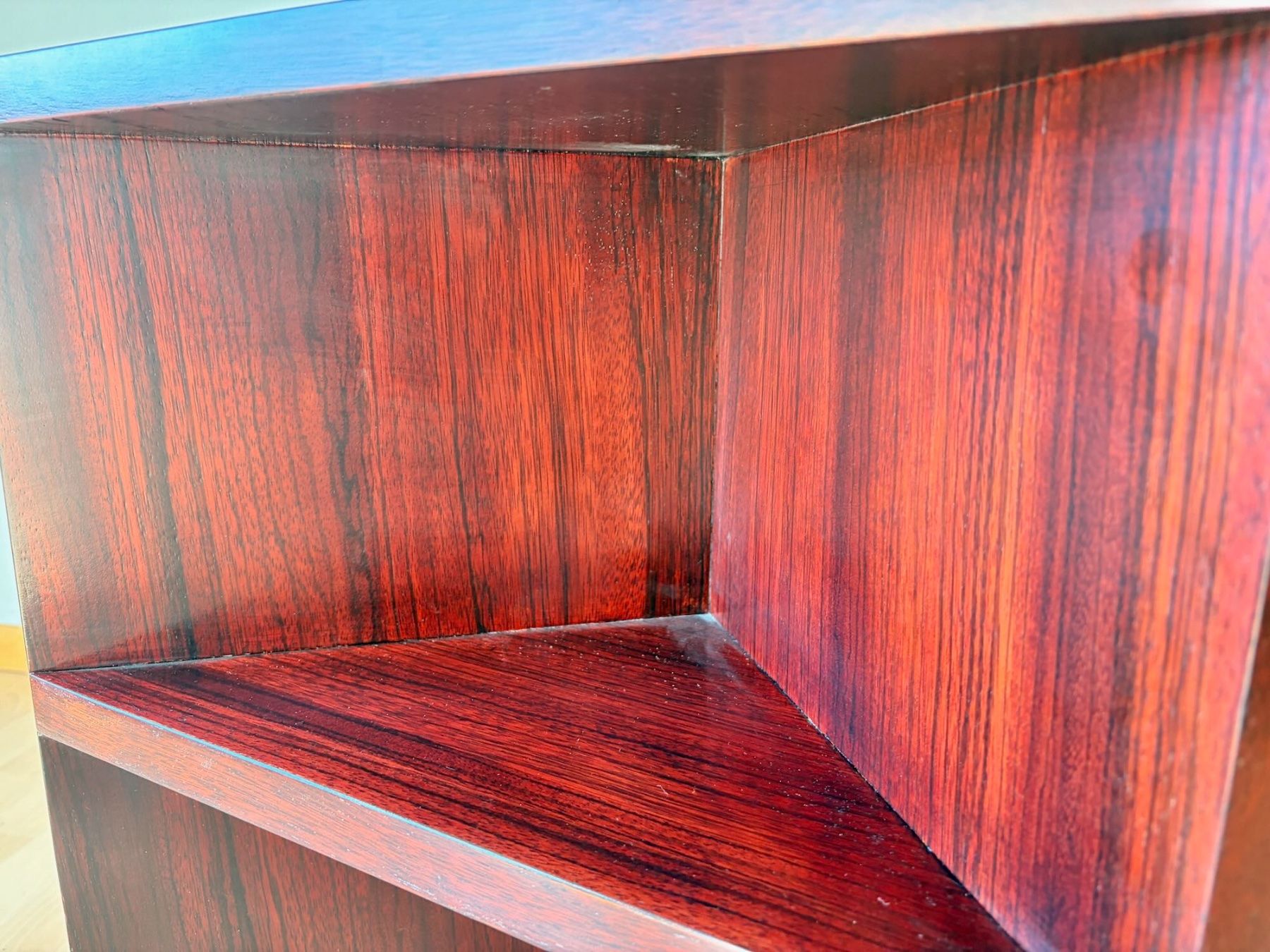 Tavoli: 🟢   Art-Déco-Beistelltisch – Usato da Zürich venduto da trashtussi 5