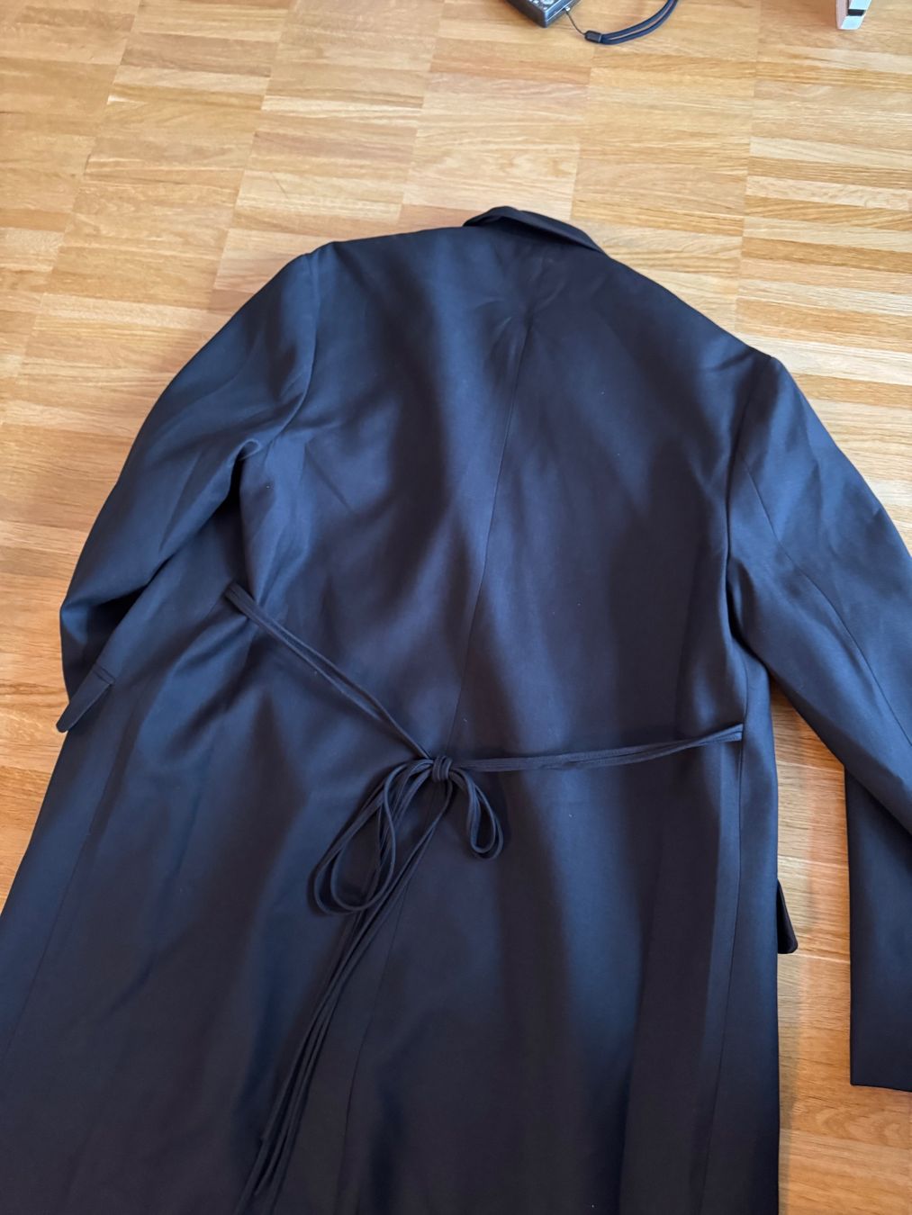 Cappotti: Geel black Ezra coat – Nuovo (secondo la descrizione) da Fribourg venduto da mariedw 5