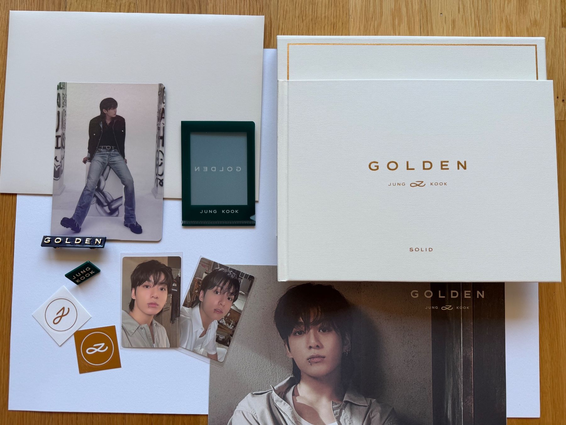 CDs: BTS - Jungkook Golden Album - Solid Version incomplete – Neu (gemäss Beschreibung) aus Belp von silverlight88
