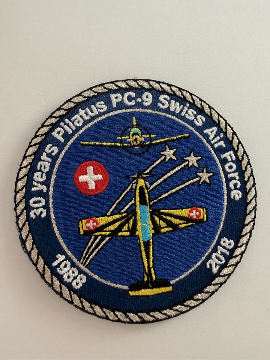 Schweizer Armee Placchette & Badge: PC-9 30 years patch  – Usato da Chamoson venduto da Lio_Rey