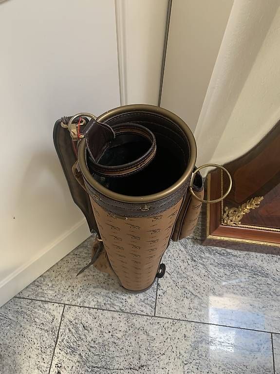 Maison Mollerus Borse: Original Maison Mollerus Golf bag – Usato da Rothrist venduto da Oddymanliane 3