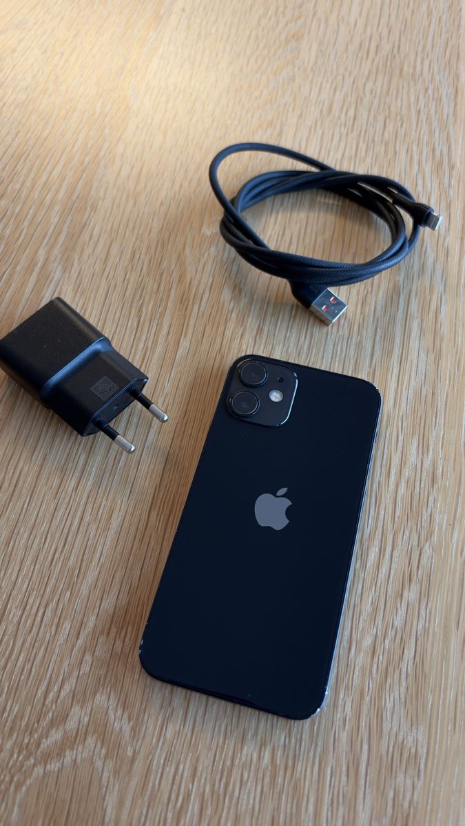 Apple Telefoni cellulari / Smartphones: Apple iPhone 12 Mini Schwarz  – Usato da Kilchberg ZH venduto da Rudi. 2
