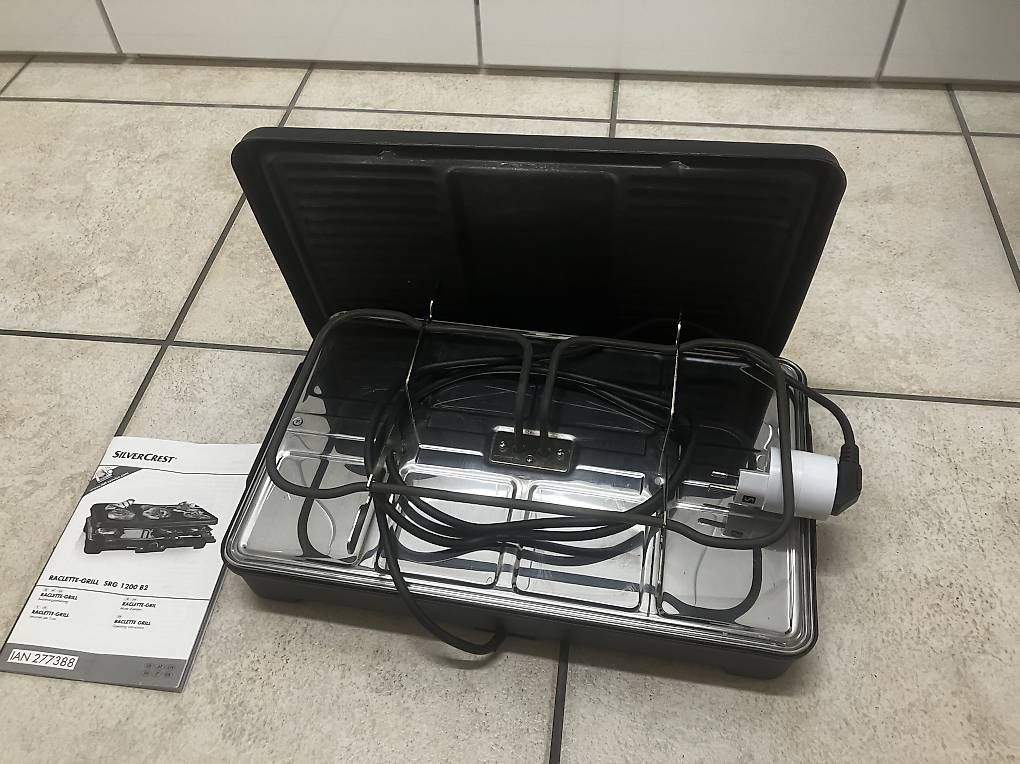 Elettrodomestici da cucina: SilverCrest Raclette-Grill  neuwertig – Usato da Mellingen venduto da Daddino 3