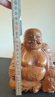 Buddha lachend aus Holz