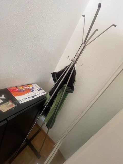 Eisenwaren: porte-manteau ikea – Gebraucht aus Le Grand-Saconnex von Stephane_1010