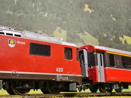 Bemo 7258 RhB Bernina-Express Set _  Ge 4/4 _ Panoramawagen