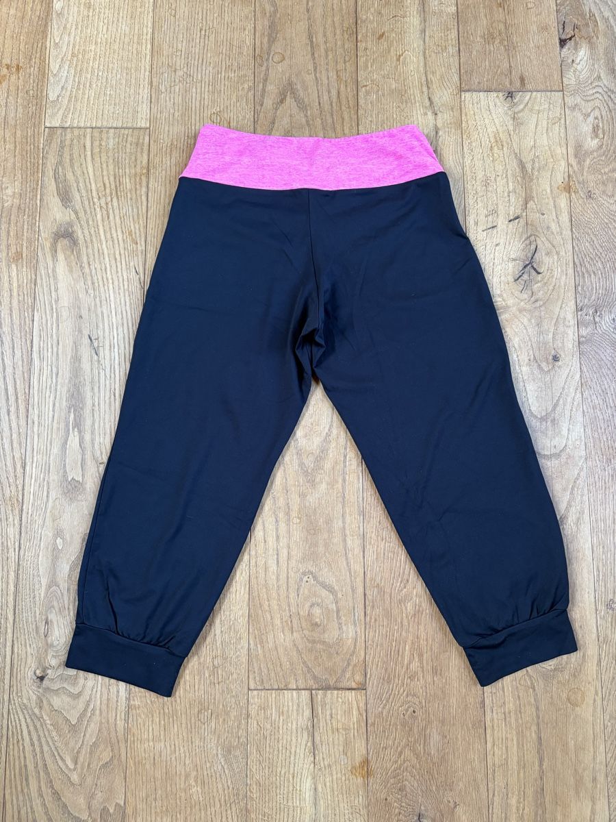 Pantaloni: PZ Hosen 3/4 in schwarz & pink Grösse 164 – Usato da Frauenfeld venduto da lin_77m9 3