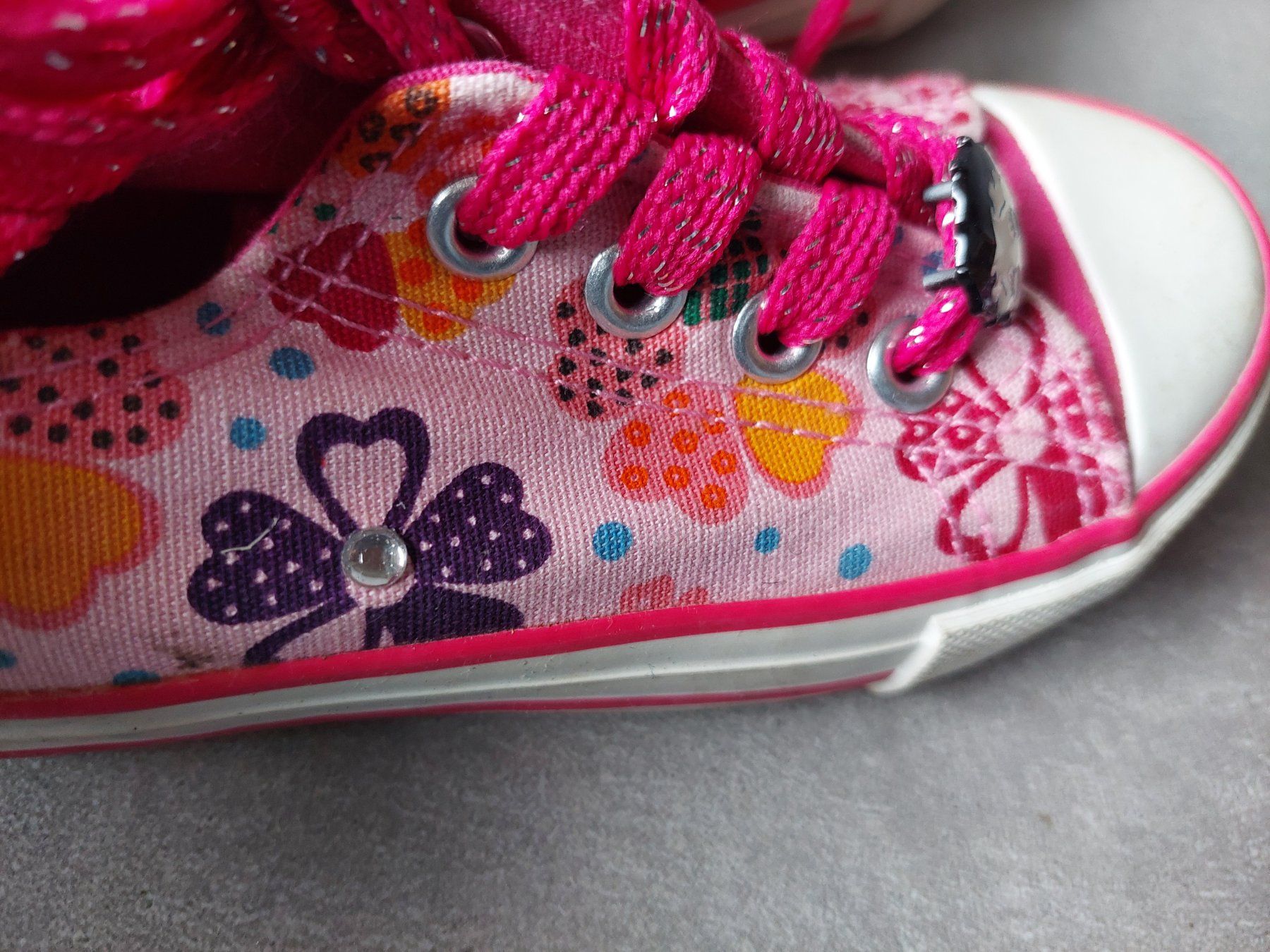 Scarpe per ragazze: Betty Boop Schuhe Grösse 26 – Usato da Wiesendangen venduto da troawus 4
