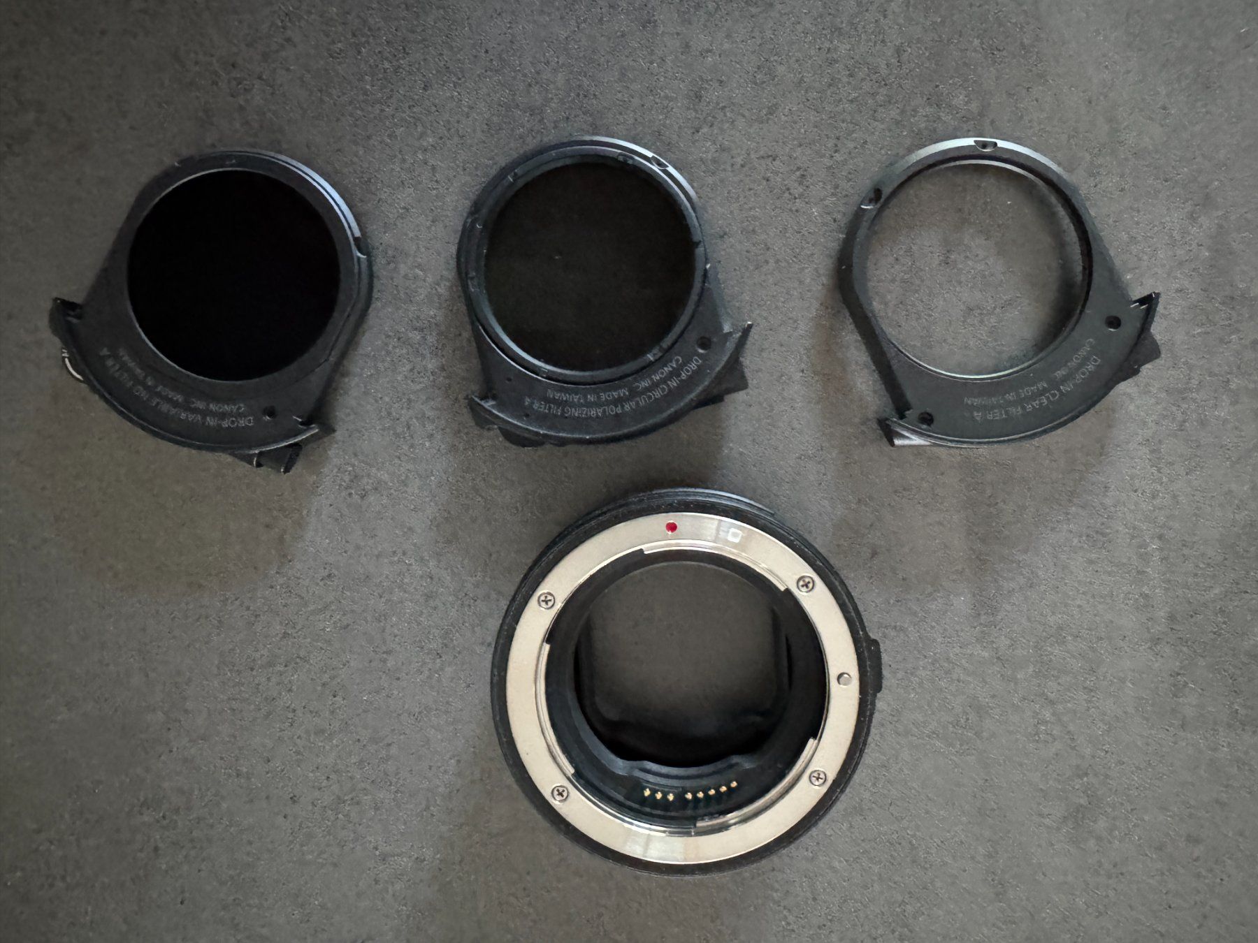 Canon Adattatori foto: Canon EF-EOS R Adapter variabel + ND + PolarizingA + ClearA – Usato da Zürich venduto da simnik12zh