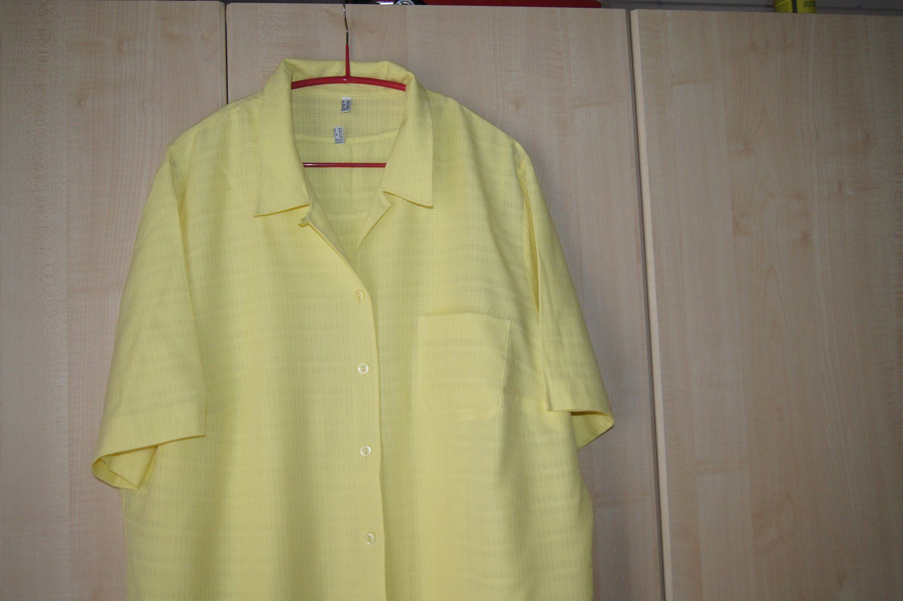 Camicette: Bluse und Top Gr. 50 – Usato da Luterbach venduto da Eggenschw5 4