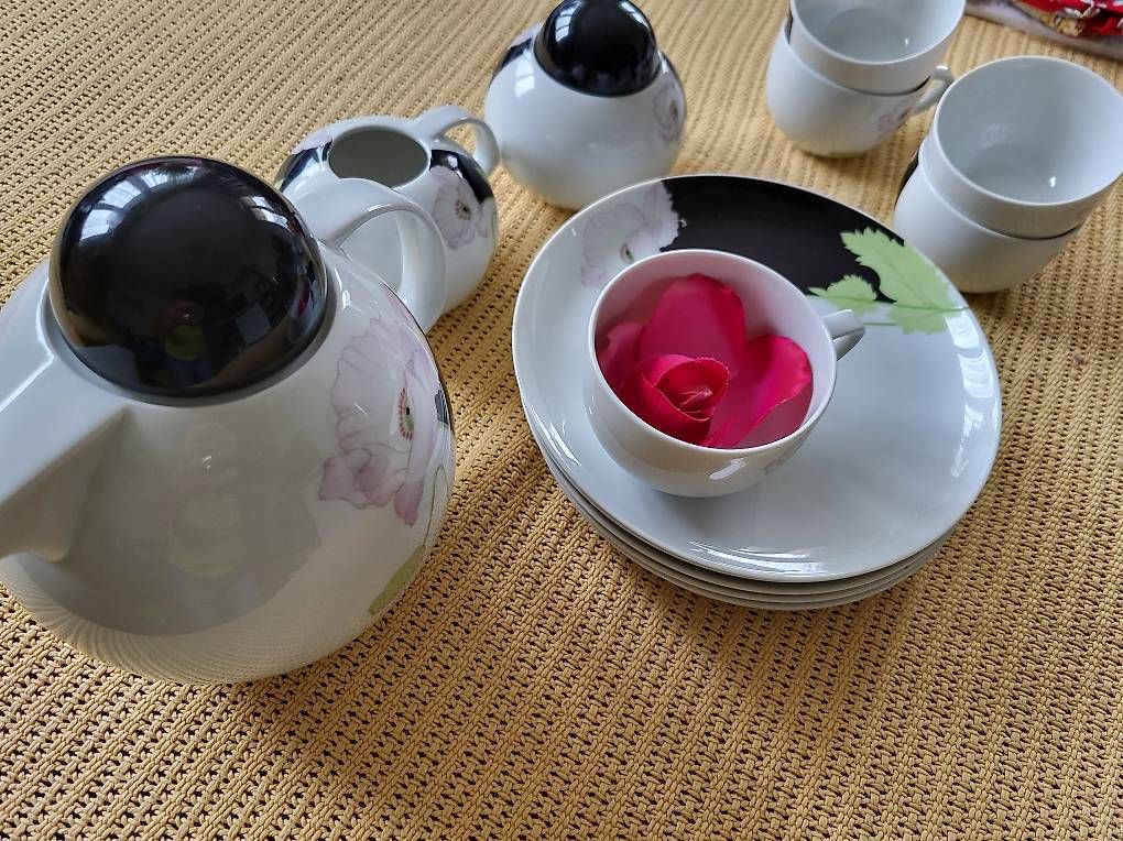 Geschirrsets: Markenporzellan Tee/Kaffee Service – Gebraucht aus Kriens von Aschada 4