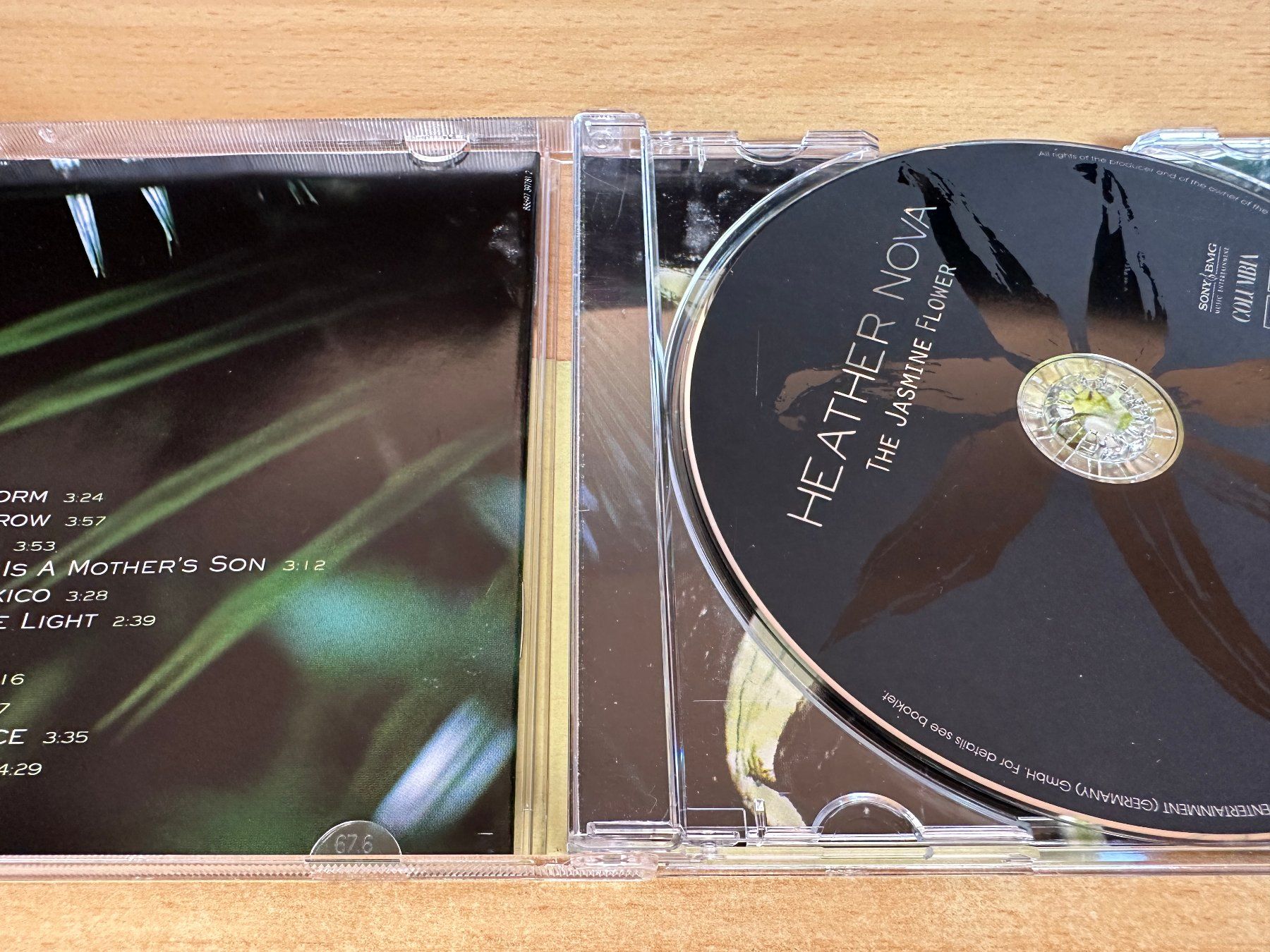 CD: E2 Heather Nova – The Jasmine Flower – Usato da Rikon im Tösstal venduto da Alpenmutz 2
